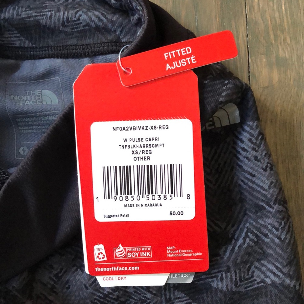 The North Face NWT capri leggings🧘‍♀️🧗‍♀️❤️🔥🍂 - Picture 9 of 12